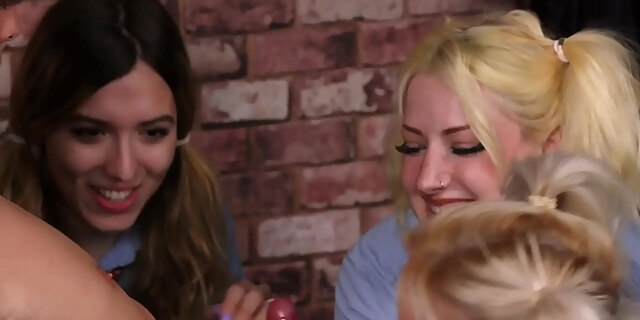 bdsm,cfnm,doll,femdom